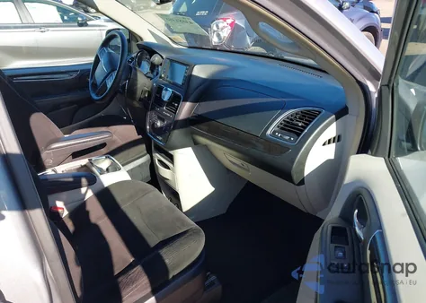 2014 Chrysler Town & Country Touring from USA, damaged, VIN 2C4RC1BG2ER225225